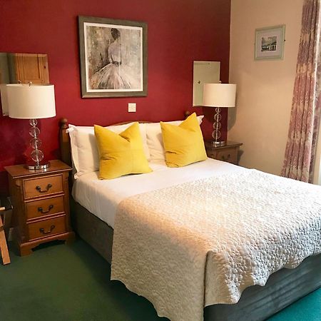 The Lantern Townhouse Bed and Breakfast Dingle Exteriör bild